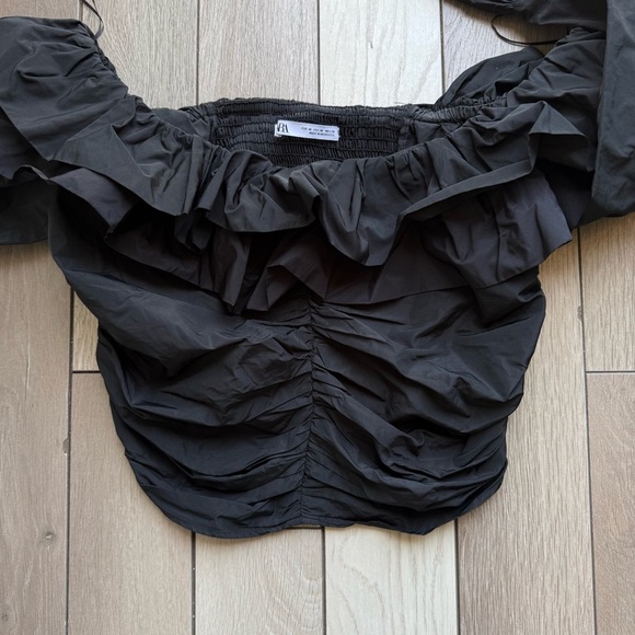Zara Black Ruffled Off-Shoulder Blouse - Picture 5 of 6